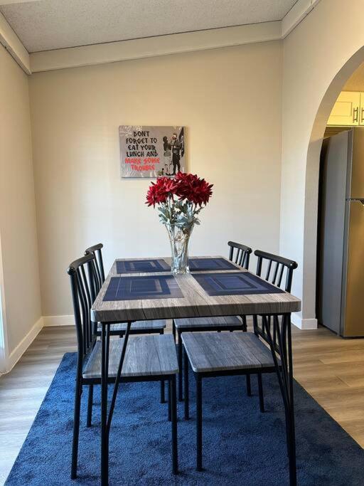 2 Bedroom Minutes From Las Vegas Strip And Airport Exterior foto