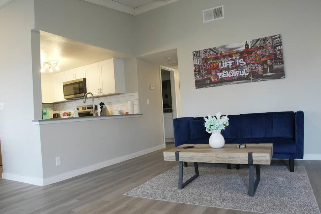 2 Bedroom Minutes From Las Vegas Strip And Airport Exterior foto